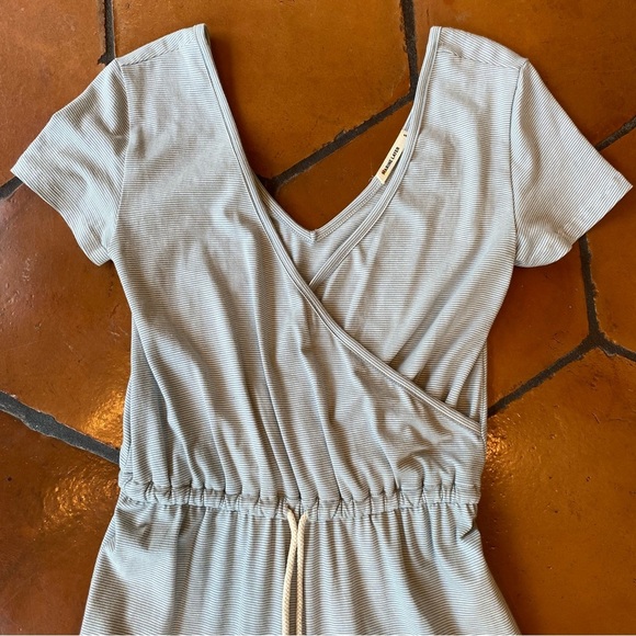 Marine Layer Women’s Dana Wrap Striped Wide Leg Jumpsuit S Casual Knit Travel - Picture 3 of 10